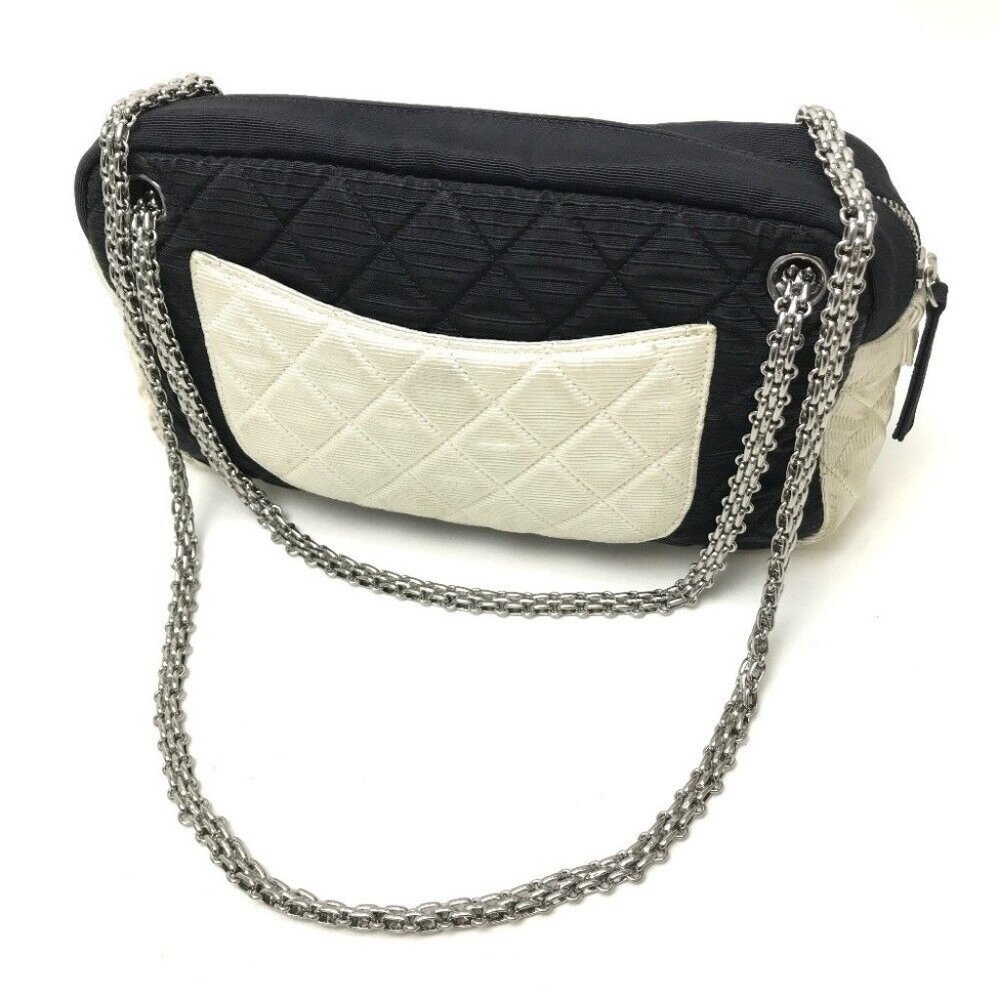AUTHENTICITY GUARANTEED CHANEL Quilted Bicolor Chain Shoulder Bag Black - Picture 2 of 7